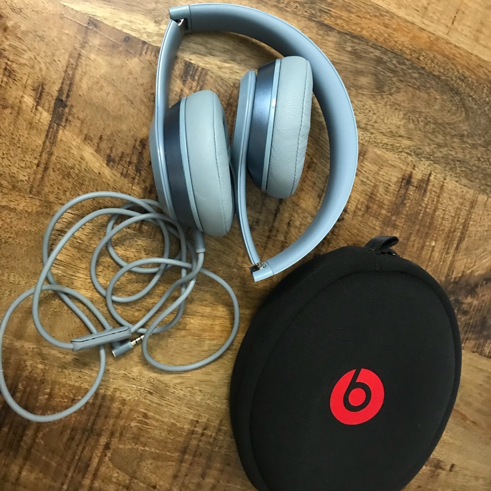 Beats Solo